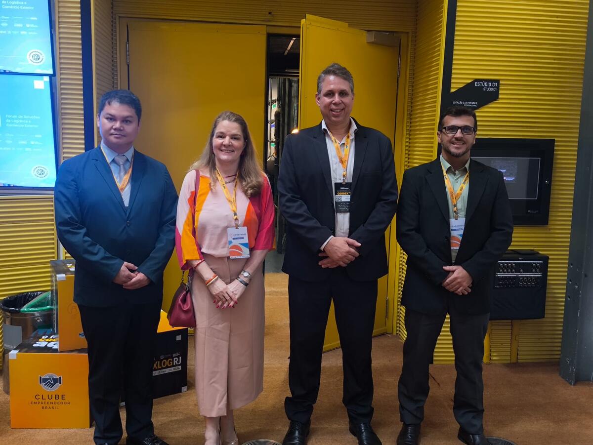 Brazil-China Creative Economy Institute participates in COMEXLOG at Píer Mauá · 2