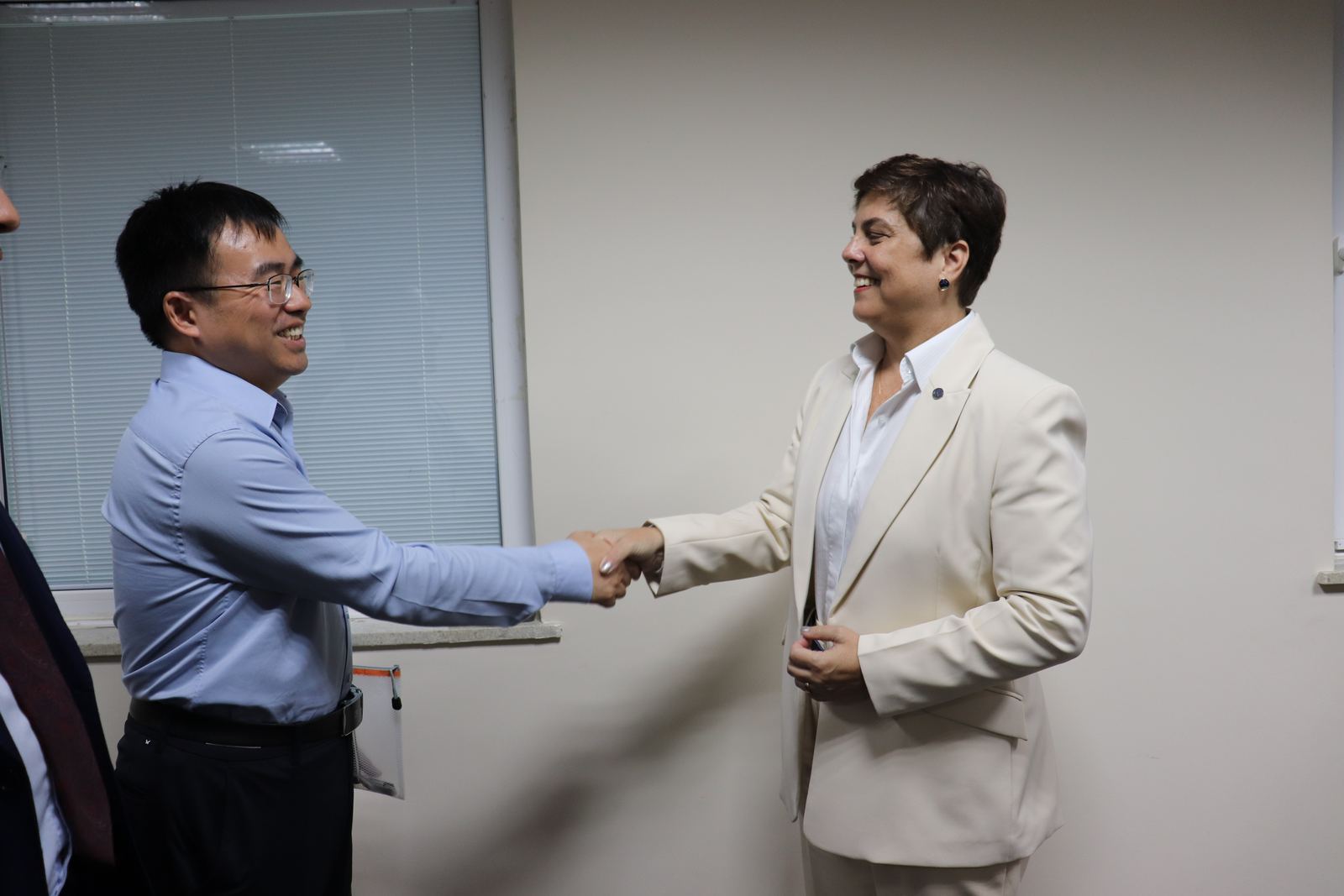 IECBC and Pellon sign cooperation agreement and put Panda Bonds on the agenda · 3